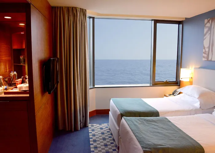 فندق شيراتون أتاكوي